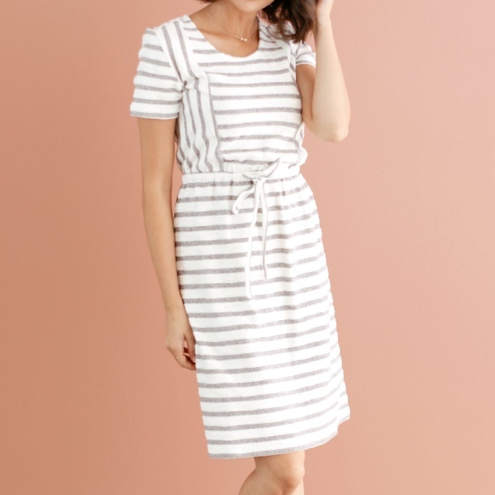 Mikarose Striped grey and white textured Knee Length Dress